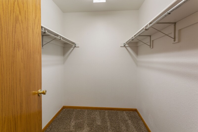 Building Photo - 830 Madera Ct