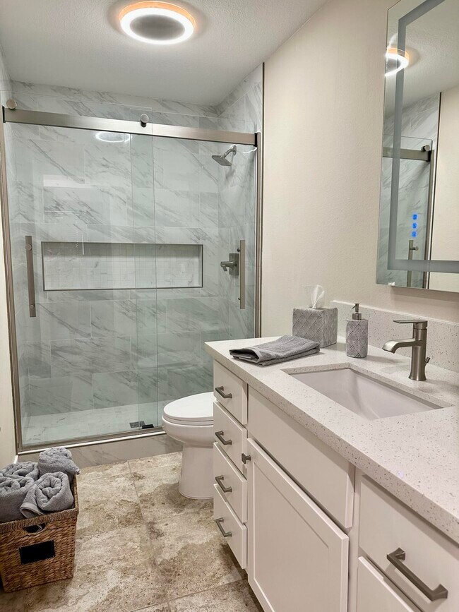 Building Photo - 43755 Cll Las Brisas W
