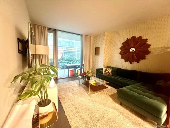 Building Photo - 131-03-131-40 40th Rd