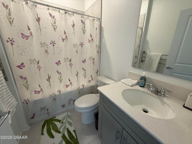 Building Photo - 412 Three Oaks Dr