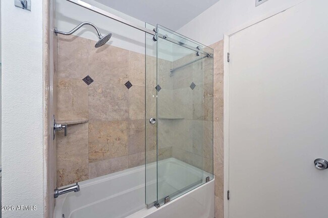 Building Photo - 6816 E Coronado Rd