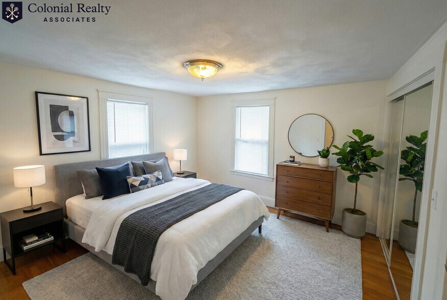 Building Photo - 47 Chapman St