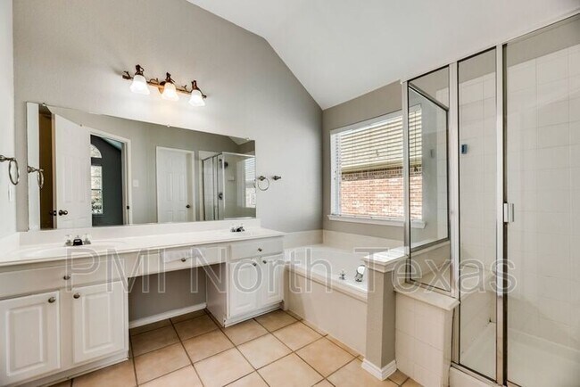 Building Photo - 12421 Bruschetta Dr