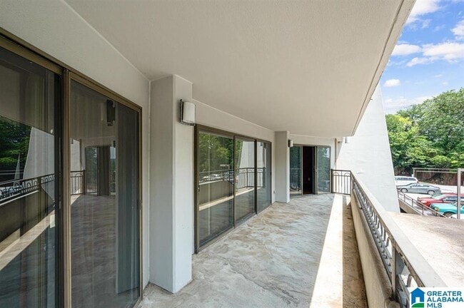 Building Photo - 1120 Beacon Pkwy W