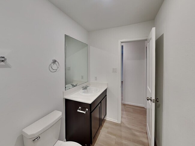 Building Photo - 22287 Stoney Ravine Dr