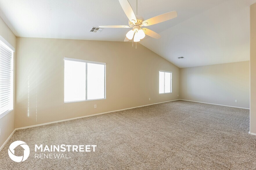 Building Photo - 6720 N 129th Ln