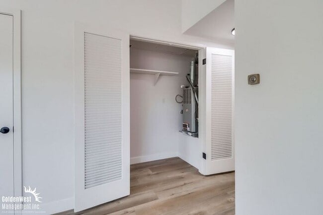Building Photo - Charming 3Bdm 2Ba Home in Spring Valley!