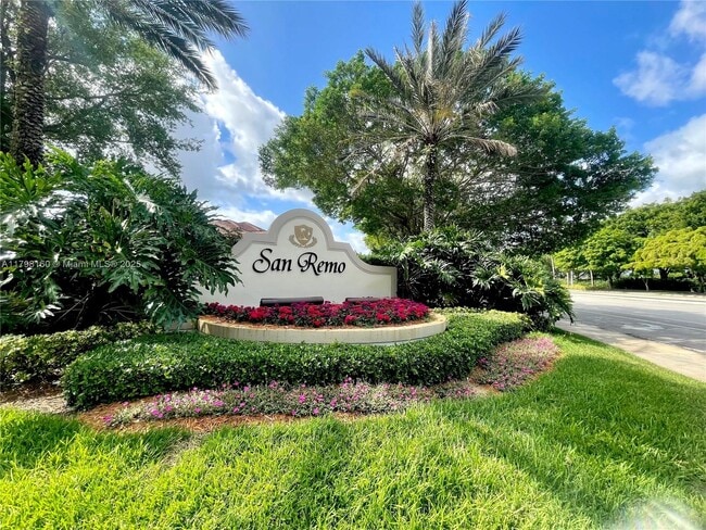 Building Photo - 855 San Remo Dr