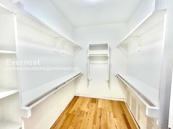 Building Photo - 2711 Kimsey Dr