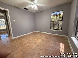 Building Photo - 307 Trudell Dr
