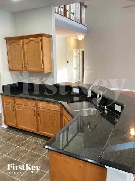 Building Photo - 7011 Sweetfield Dr