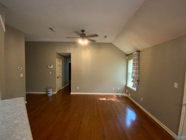 Building Photo - 126 Rebecca Pines Dr