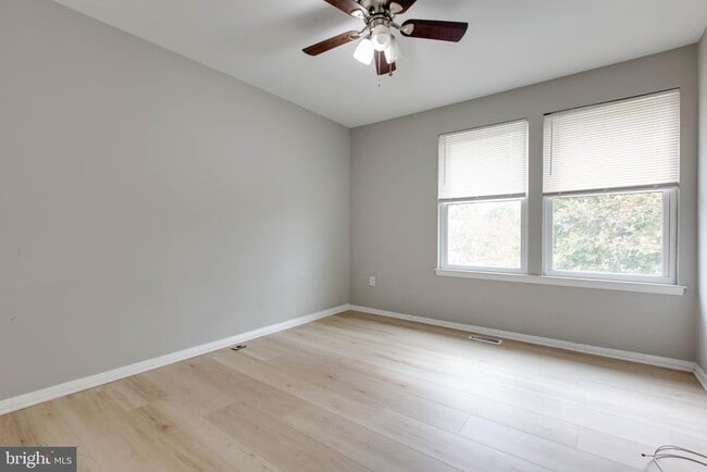 Building Photo - 7717 Heatherside Ln
