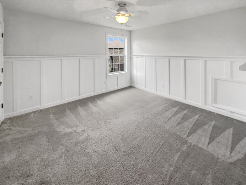 Building Photo - 102 Privett Ct