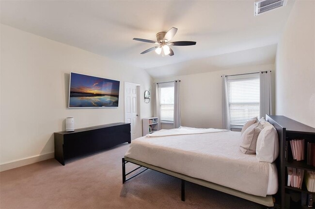 Building Photo - 216 Walkup Ln