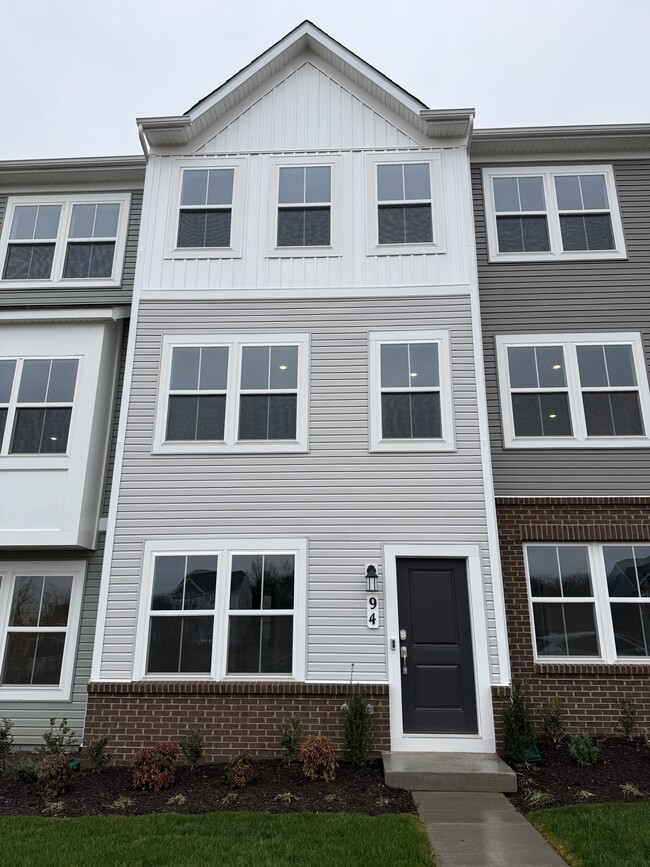 Building Photo - 94 Rolling Branch Dr