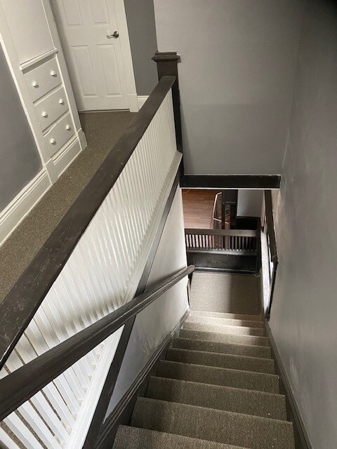 Climb the staircase to second floor bedrooms- new carpet - 2648 Robinwood Ave