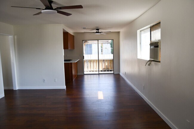 Building Photo - 12071 Laguna St