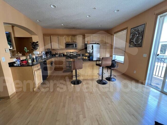 Building Photo - Available Now! Amazing Townhouse 3 Bedroom...