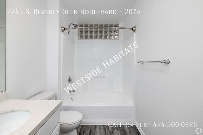 Building Photo - 2245 S Beverly Glen Blvd