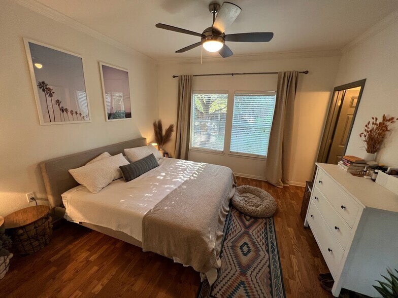 Master - 1204 San Bernard St