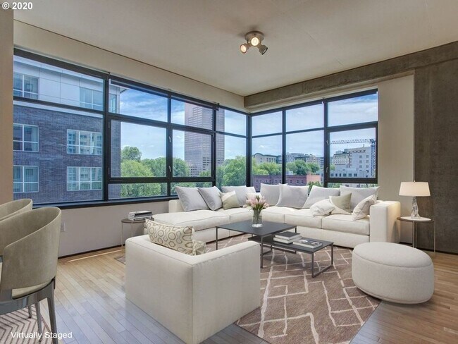 Building Photo - Elizabeth Tower Condo in the Pearl