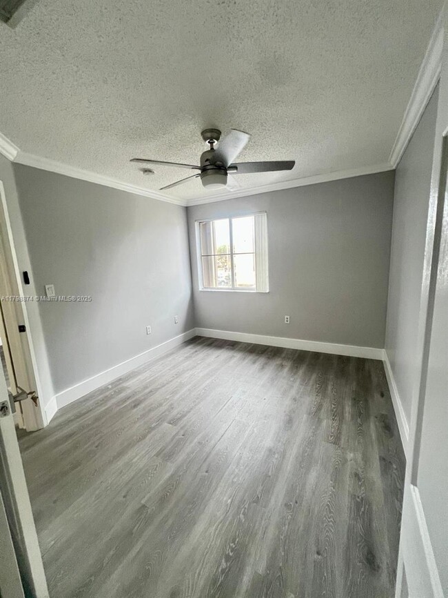 Building Photo - 15711 SW 137th Ave