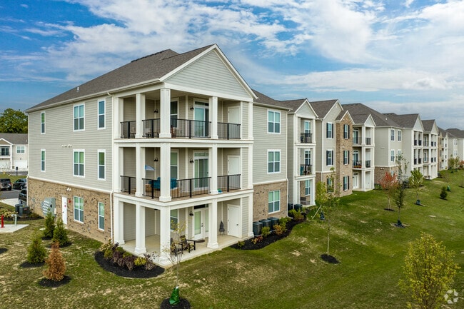 Building Photo - The Reserve of Sugarcreek