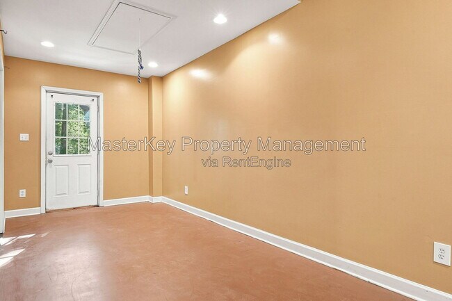 Building Photo - 217 Riverwalk Cir