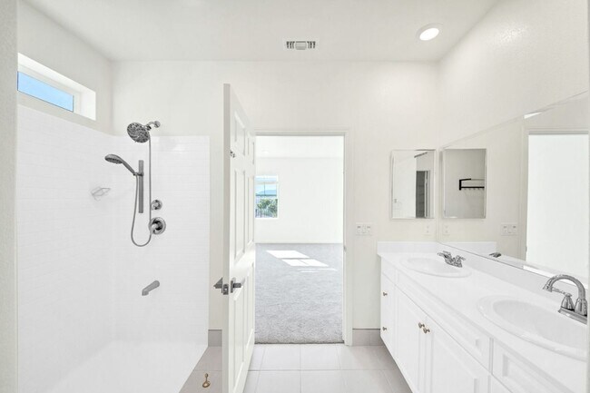 Building Photo - 41207 Alegria Ln