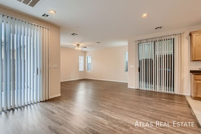 Building Photo - 9826 Mandrake Falls St