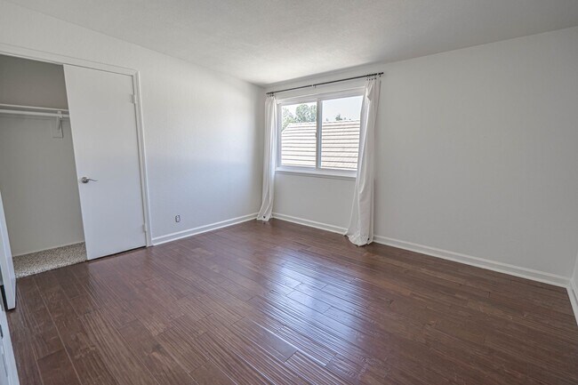 Building Photo - 27020 Rio Pecos Dr