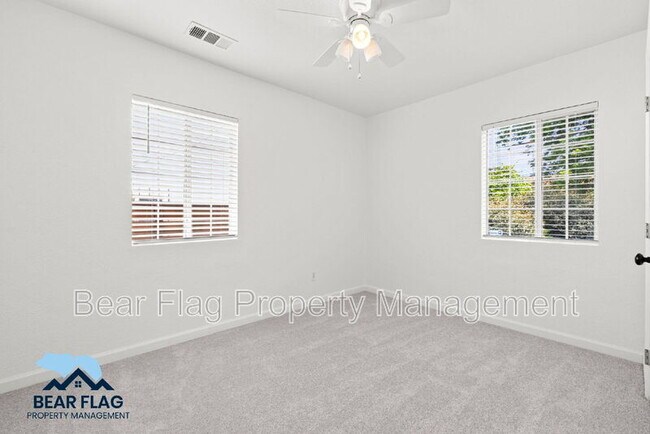 Building Photo - 4551 Orinda Way