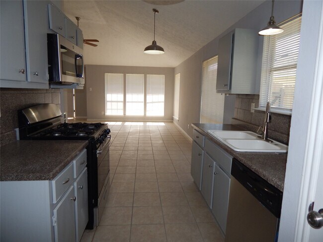 Building Photo - 20502 Burwood Cir