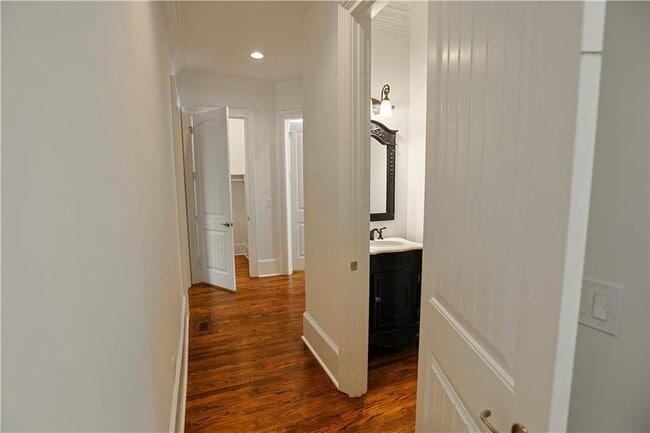 Building Photo - 1296 Lenox Park Blvd NE