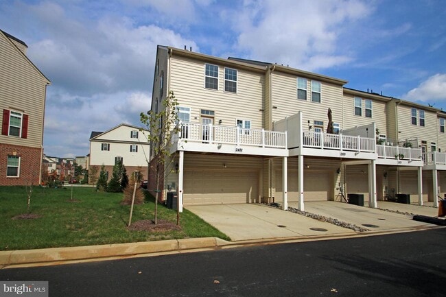 Building Photo - 2482 Baldwin Cres NE