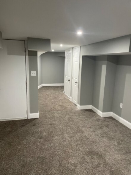 Building Photo - 3417 Chestnut Ave