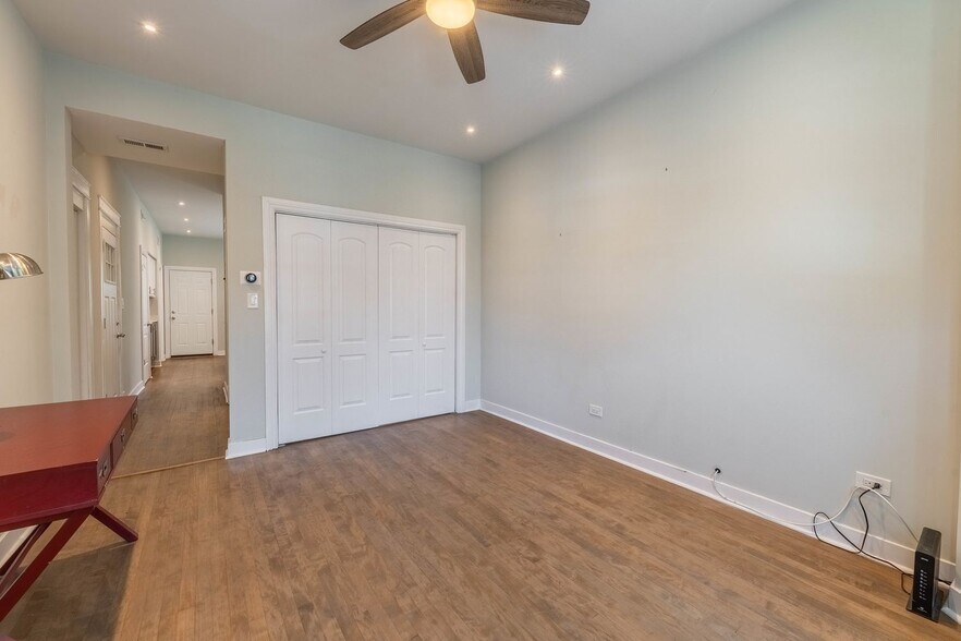 Building Photo - 2729 S Harding Ave