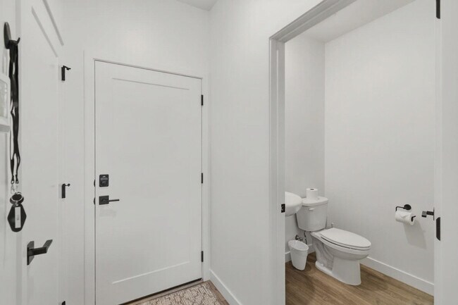 Building Photo - 1706 Ripple Rock Dr