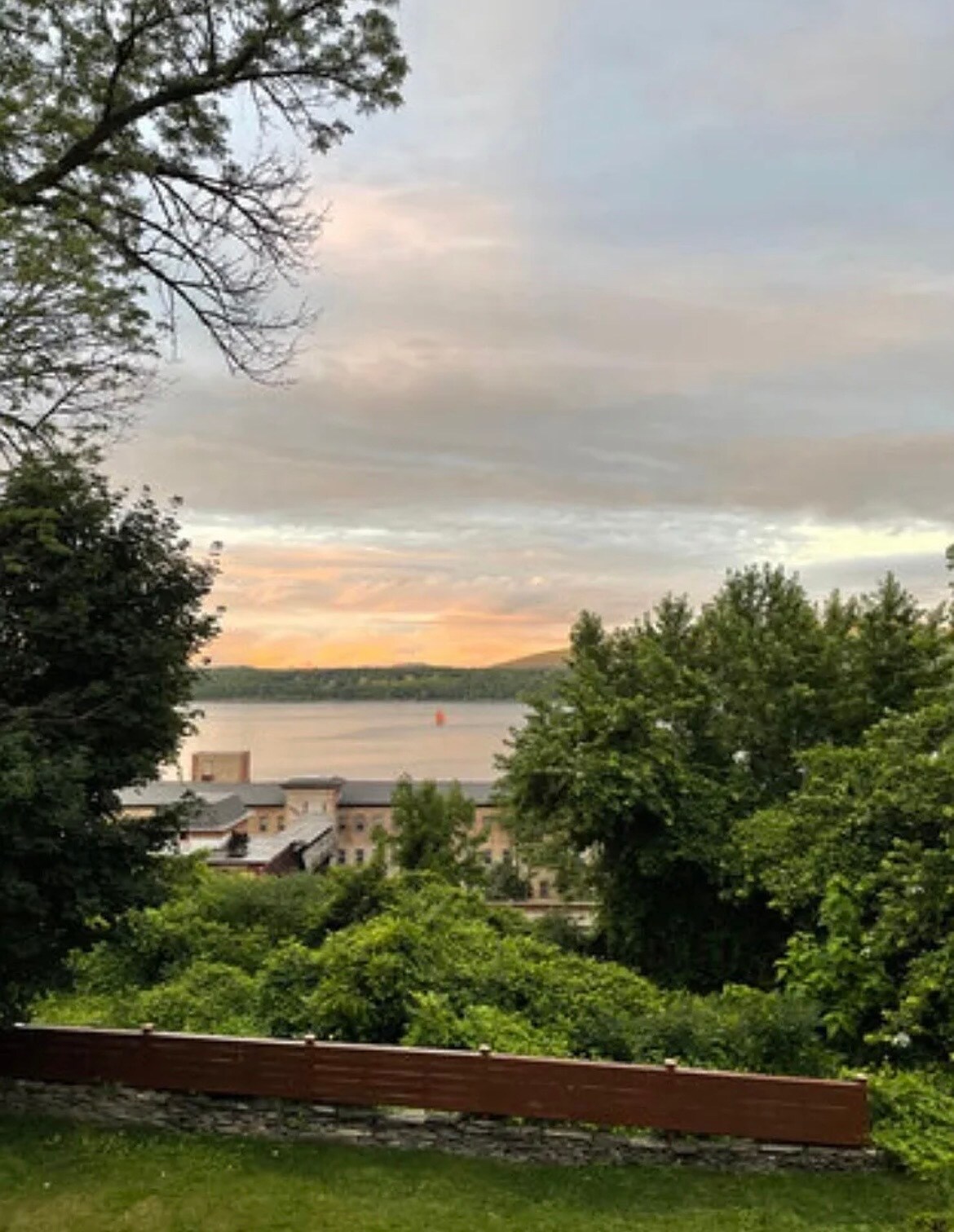 Building Photo - 222 Montgomery St