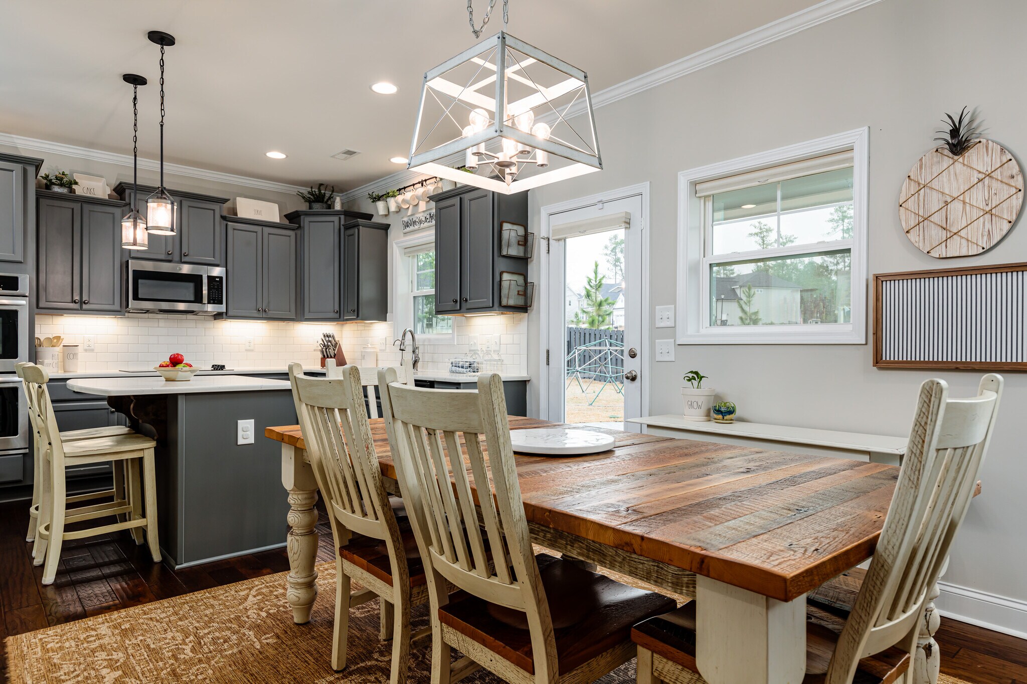 Building Photo - 205 Parrish Ln