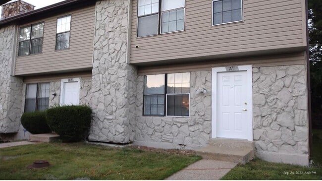 Primary Photo - 189 Northport Hills Dr