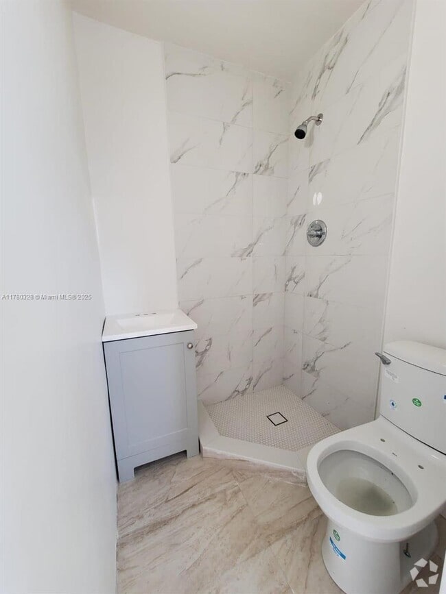 Building Photo - 26703 SW 138th Ct