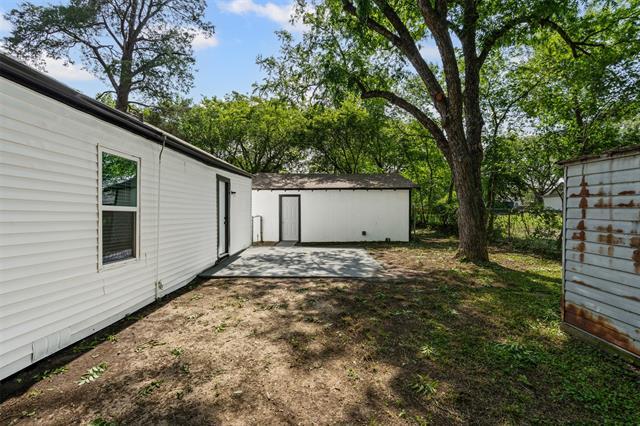 Building Photo - 307 Soward Ave