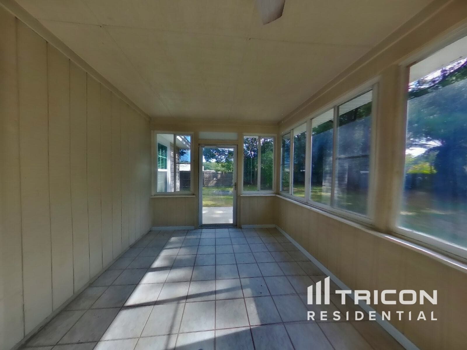 Building Photo - 84092 St James Ct