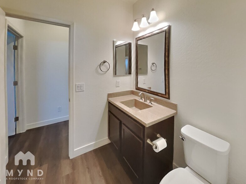 Building Photo - 22483 E Creosote Dr