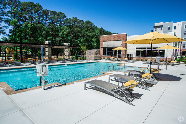 Pool - Venture Apartments iN Tech Center