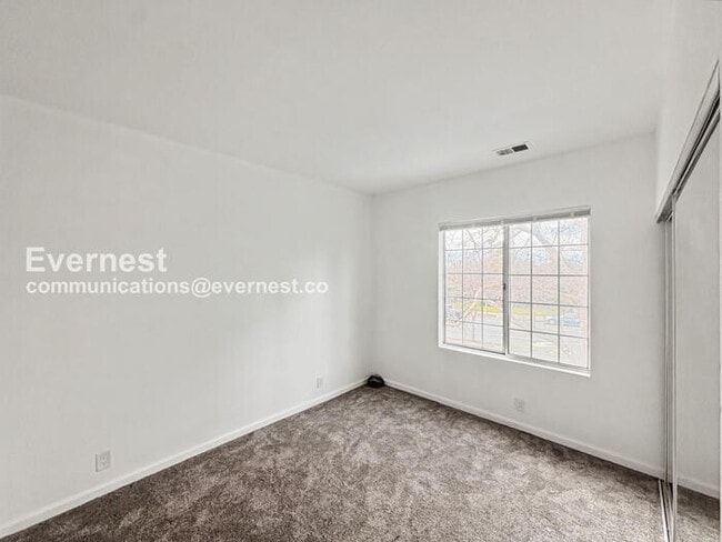 Building Photo - 1424 Market St