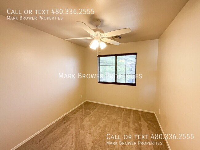 Building Photo - 396 E Bradstock Way