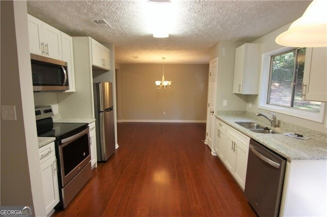 Building Photo - 2257 Turtle Club Dr NE